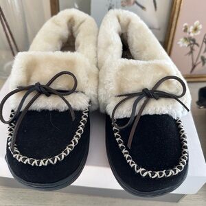 ⭐️ NEW Tempurpedic Laurin Faux fur lined Cozy Black Women's Moccasin Slippers 6
